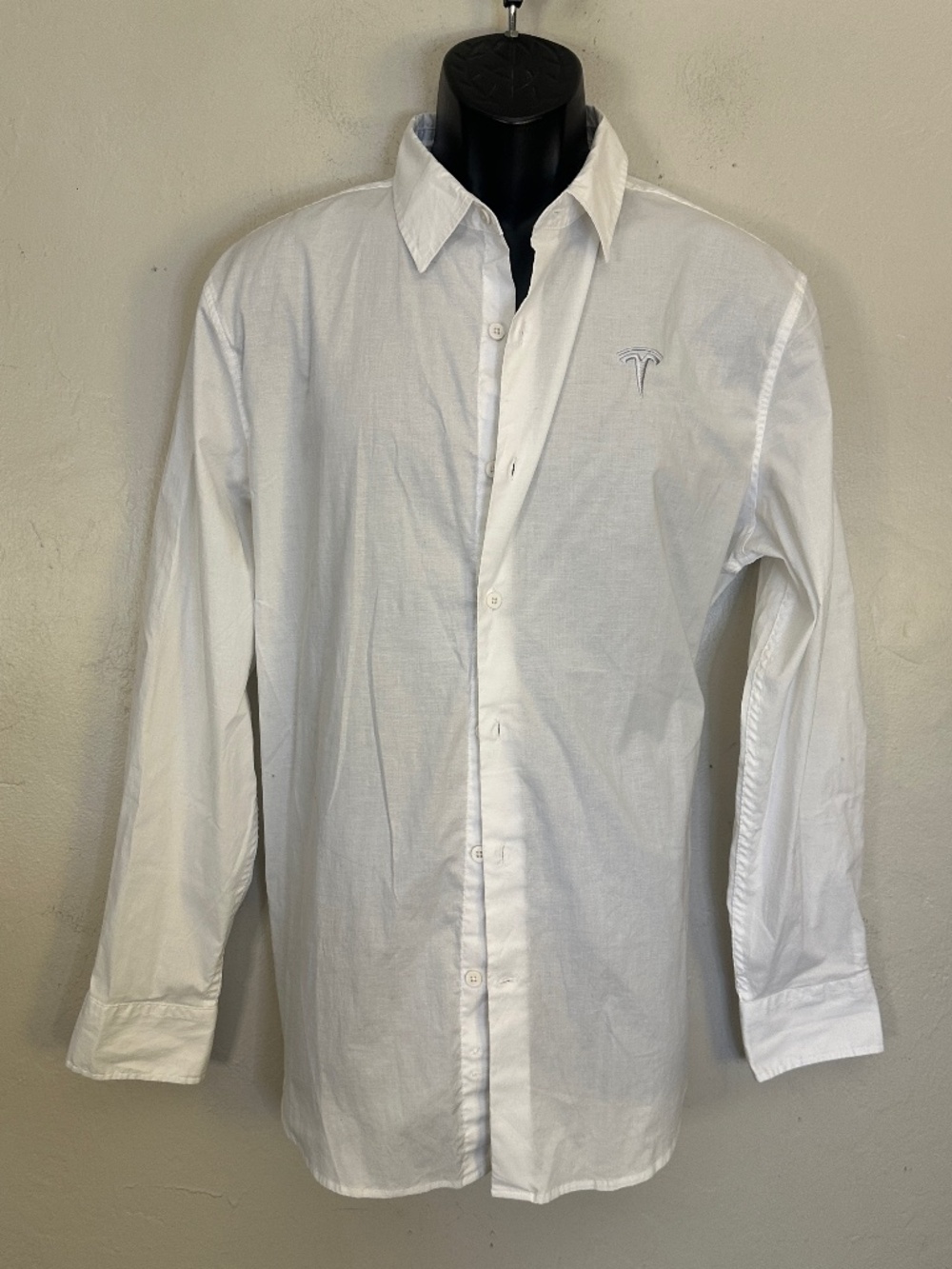 Tesla Embroidered Stretch Long Sleeve Shirt Large Gently worn 65% cotton/3% poly
